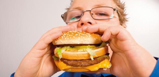 Obezita dětí nás stále straší